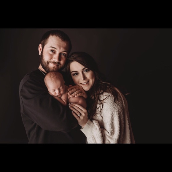 Meet your Posher, Kayla - Picture 1 of 1